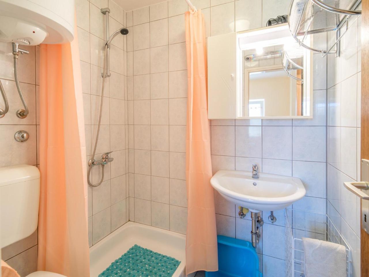 Apartment In Vrbnik/Insel Krk 13614 Kültér fotó